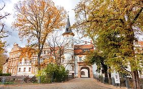 Schlossparkhotel Schkopau